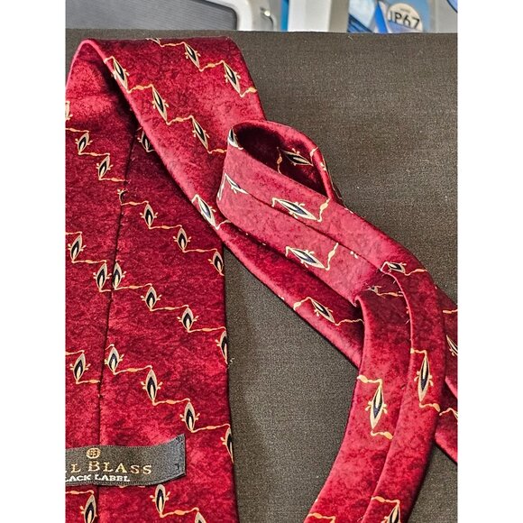 Bill Blass Black Label Mens Silk Tie Red & Gold Zigzag Pattern - Picture 5 of 8